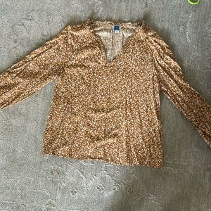 Old navy blouse rust and off white blouse